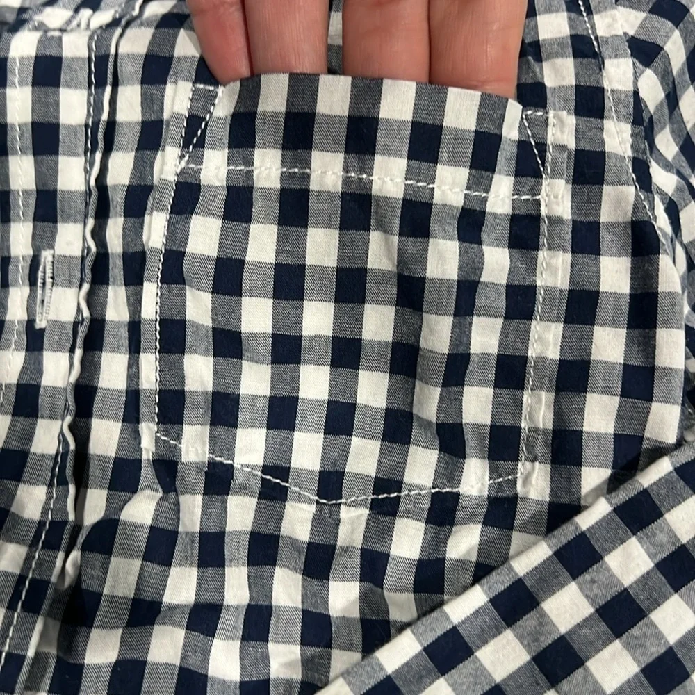 Baby Gap button down. Size 5 years.